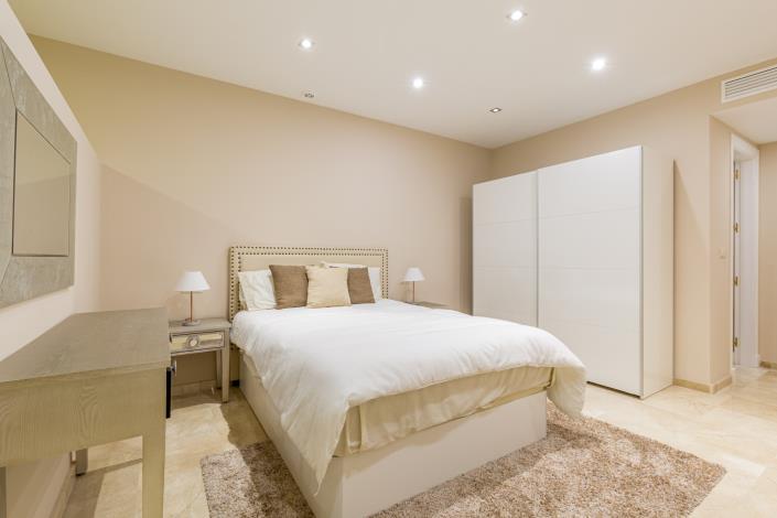 Image No.9-11 Bed Villa for sale