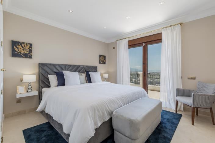 Image No.22-11 Bed Villa for sale