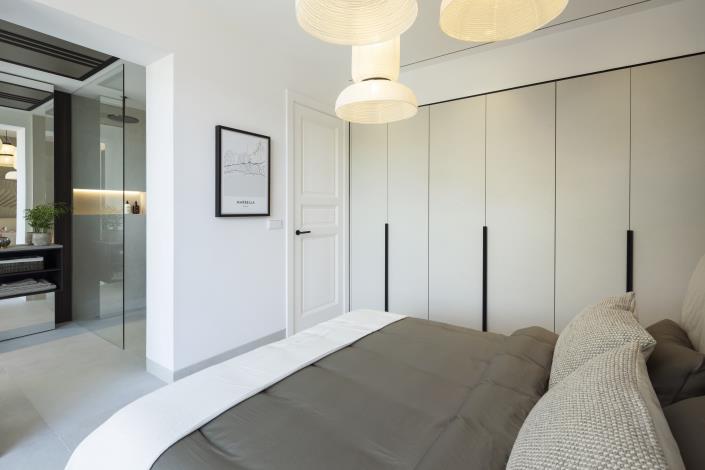 Image No.8-5 Bed Villa for sale