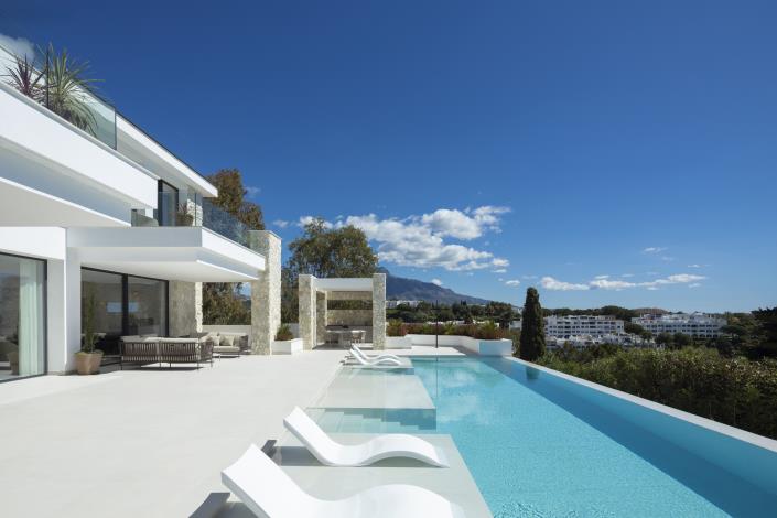 Image No.28-5 Bed Villa for sale