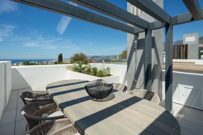 Image No.13-4 Bed Semi-Detached for sale