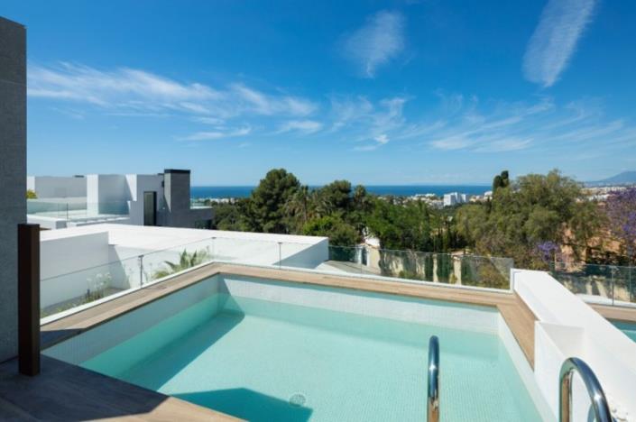 Image No.14-4 Bed Semi-Detached for sale