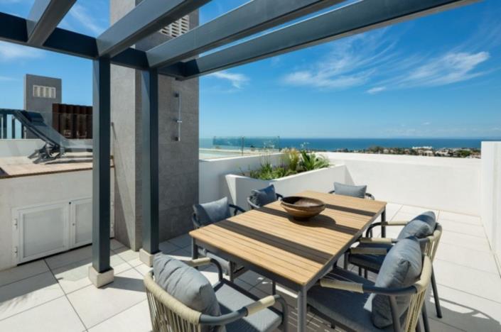 Image No.20-4 Bed Semi-Detached for sale