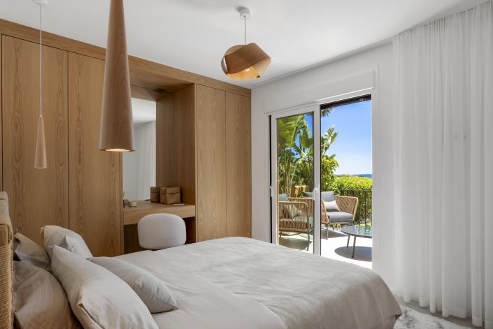 Image No.11-3 Bed Apartment for sale