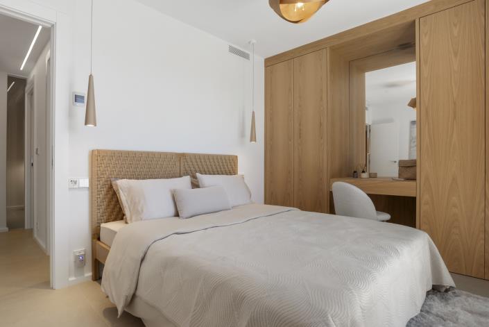 Image No.12-3 Bed Apartment for sale