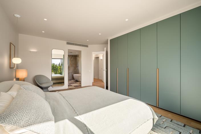 Image No.9-4 Bed Villa for sale