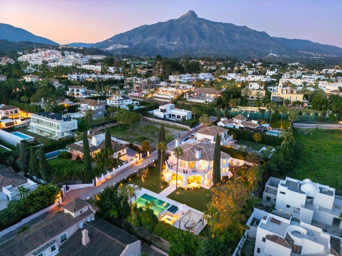 Image No.35-5 Bed Villa for sale