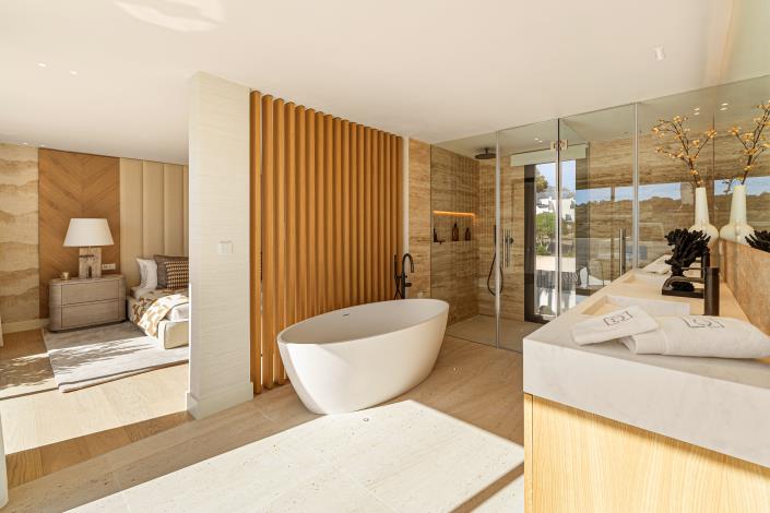 Image No.4-Villa de 6 chambres à vendre à Nueva Andalucia