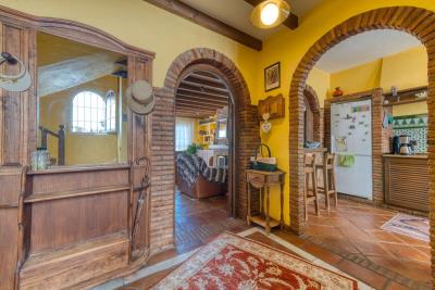 11-20939a0134ad724a8cb2a801094d15a4