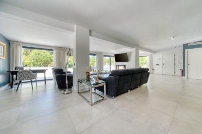 12-53013098fcab6c38b1379cd33298e050