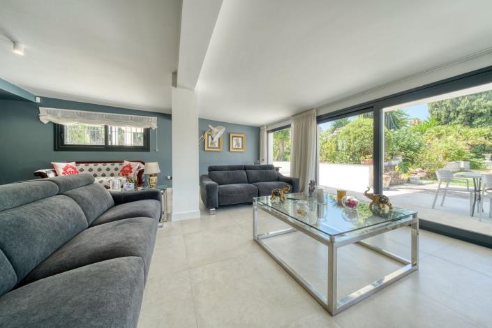 Image No.14-4 Bed Villa for sale