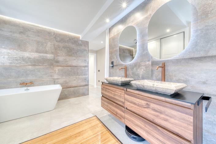 Image No.18-4 Bed Villa for sale