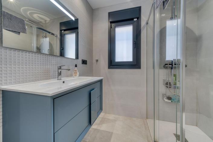 Image No.24-4 Bed Villa for sale