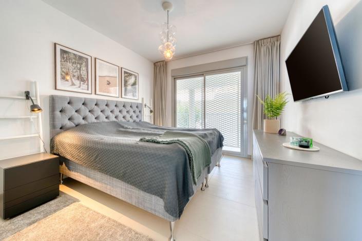 Image No.16-2 Bed Apartment for sale