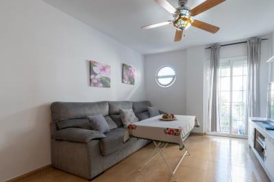 12-53013098fcab6c38b1379cd33298e050