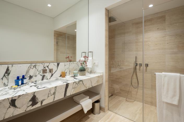 Image No.18-6 Bed Villa for sale