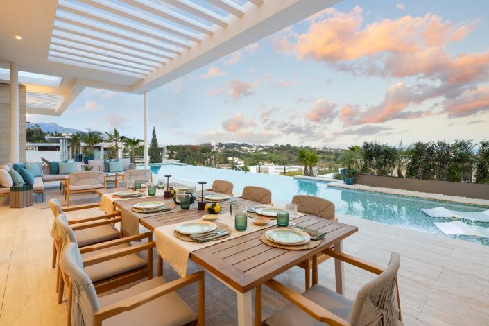 Image No.26-6 Bed Villa for sale