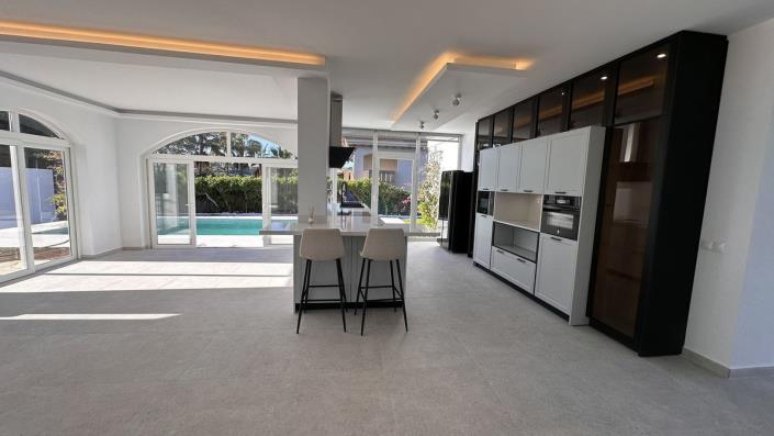 Image No.20-Villa de 4 chambres à vendre à La Duquesa