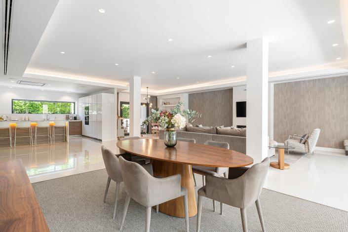 Image No.5-5 Bed Villa for sale