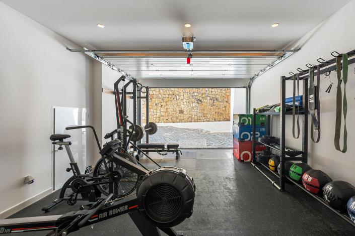 Image No.40-5 Bed Villa for sale