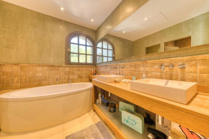 Image No.25-Villa de 5 chambres à vendre à San Roque