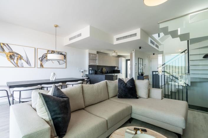 Image No.5-3 Bed Semi-Detached for sale