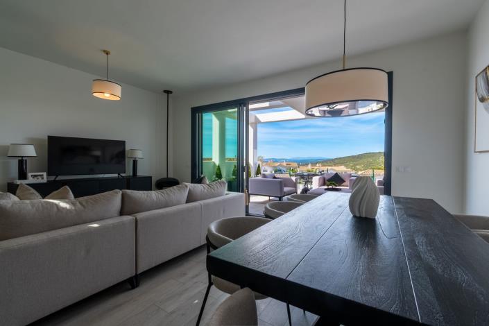 Image No.11-3 Bed Semi-Detached for sale