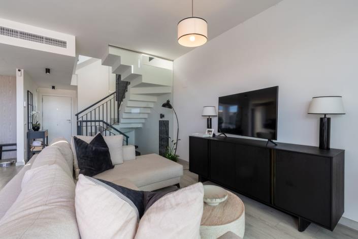 Image No.19-3 Bed Semi-Detached for sale