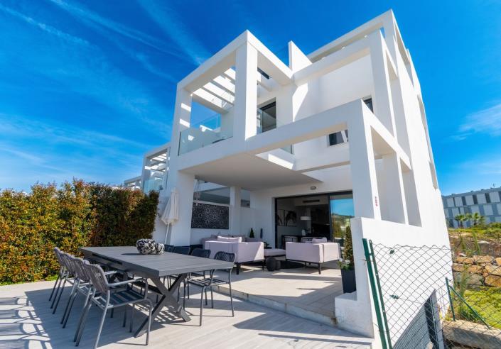 Image No.21-3 Bed Semi-Detached for sale