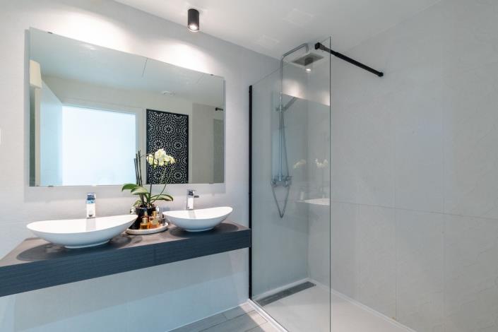 Image No.25-3 Bed Semi-Detached for sale