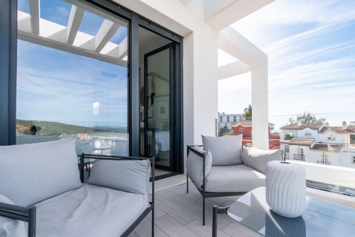 Image No.27-3 Bed Semi-Detached for sale