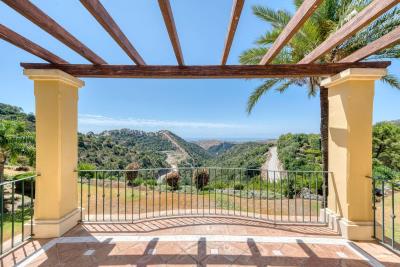 2-5bd7b9d04b45e33852eaf0ec6670150d