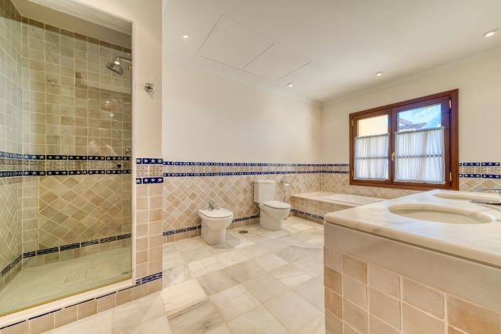 Image No.41-Villa de 6 chambres à vendre à La Zagaleta