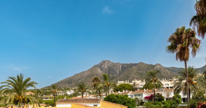 Image No.3-3 Bed Townhouse for sale