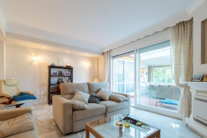 Image No.5-3 Bed Townhouse for sale