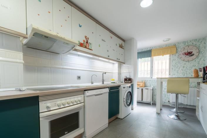 Image No.13-3 Bed Townhouse for sale