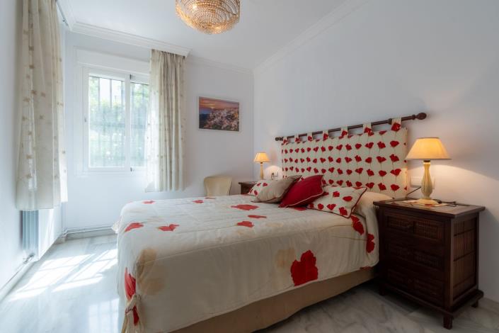 Image No.19-3 Bed Townhouse for sale