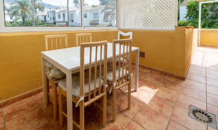 Image No.20-3 Bed Townhouse for sale