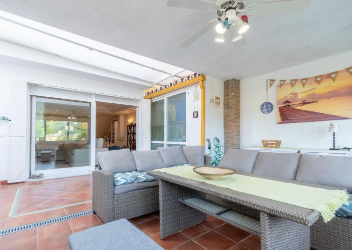 Image No.27-3 Bed Townhouse for sale