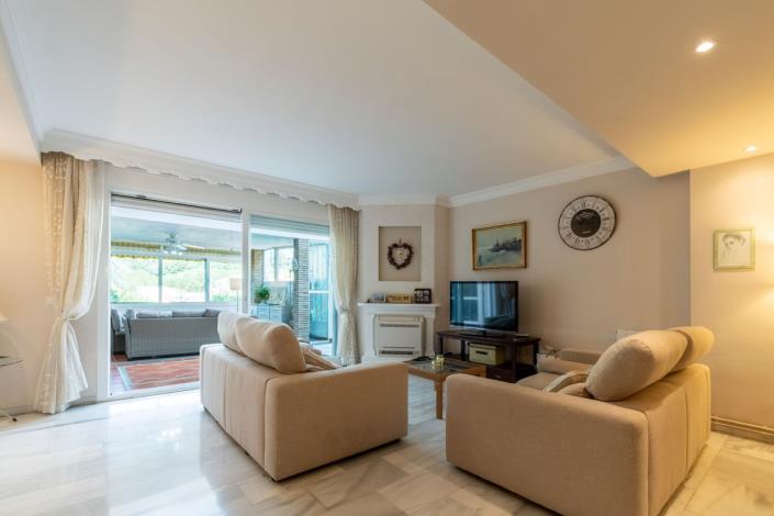 Image No.31-3 Bed Townhouse for sale