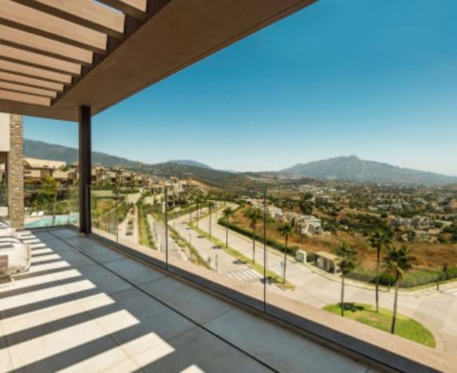 Image No.7-4 Bed Semi-Detached for sale