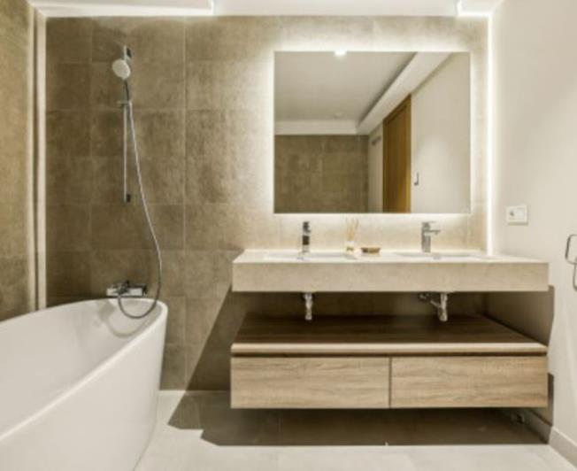 Image No.9-4 Bed Semi-Detached for sale