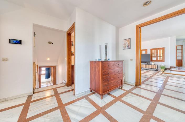 Image No.7-5 Bed Villa for sale