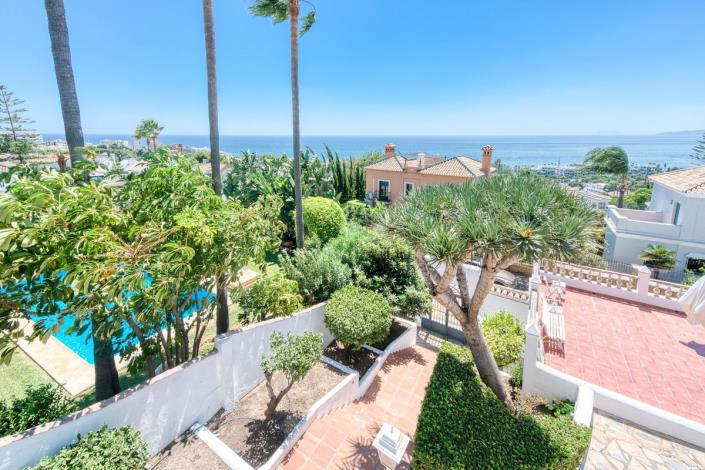 Image No.41-5 Bed Villa for sale