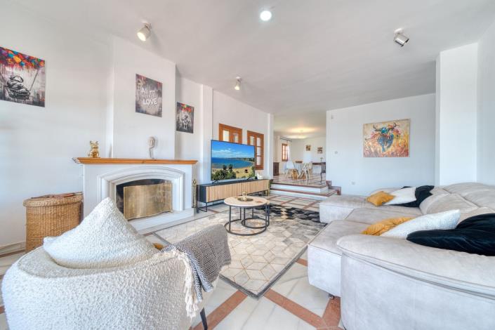 Image No.43-5 Bed Villa for sale