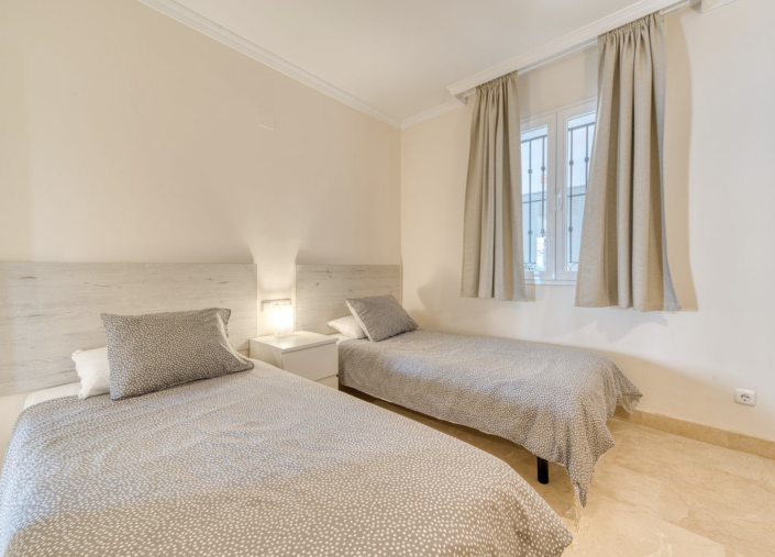 Image No.10-2 Bed Apartment for sale