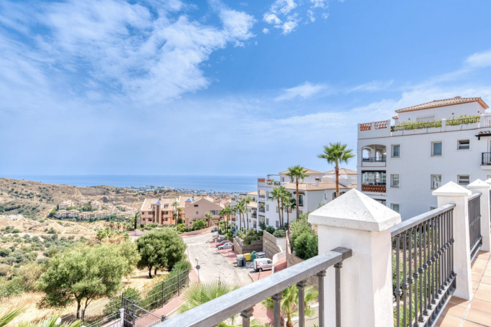 Image No.21-2 Bed Apartment for sale