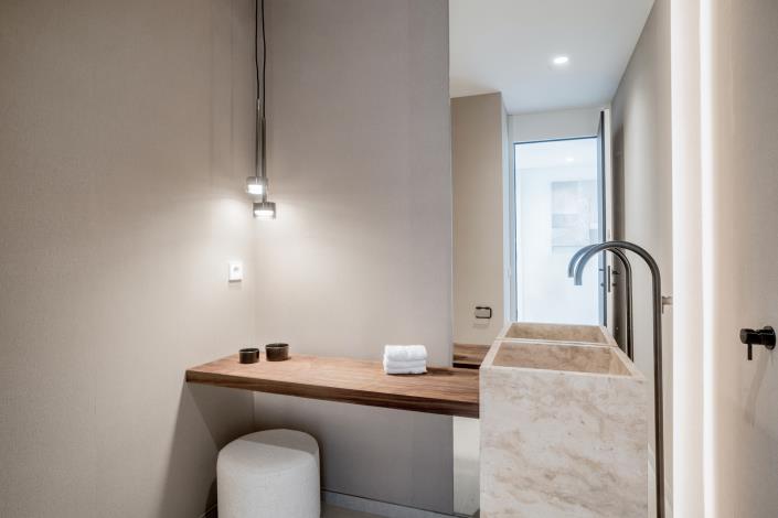 Image No.32-5 Bed Semi-Detached for sale