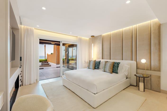 Image No.21-4 Bed Apartment for sale