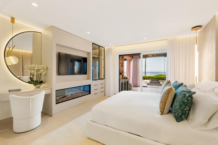 Image No.23-4 Bed Apartment for sale